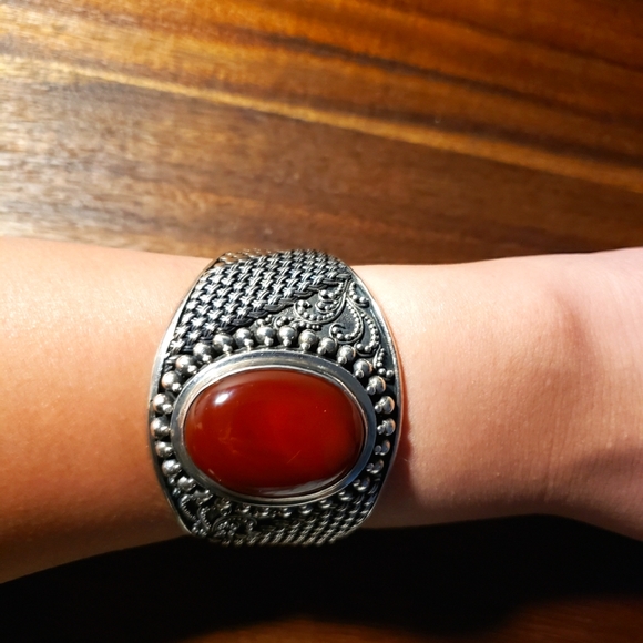 Vintage Sterling Silver Carnelian Bracelet - Picture 5 of 15